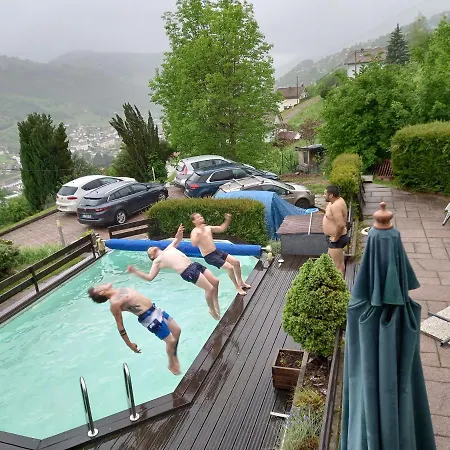 Bellavie - *